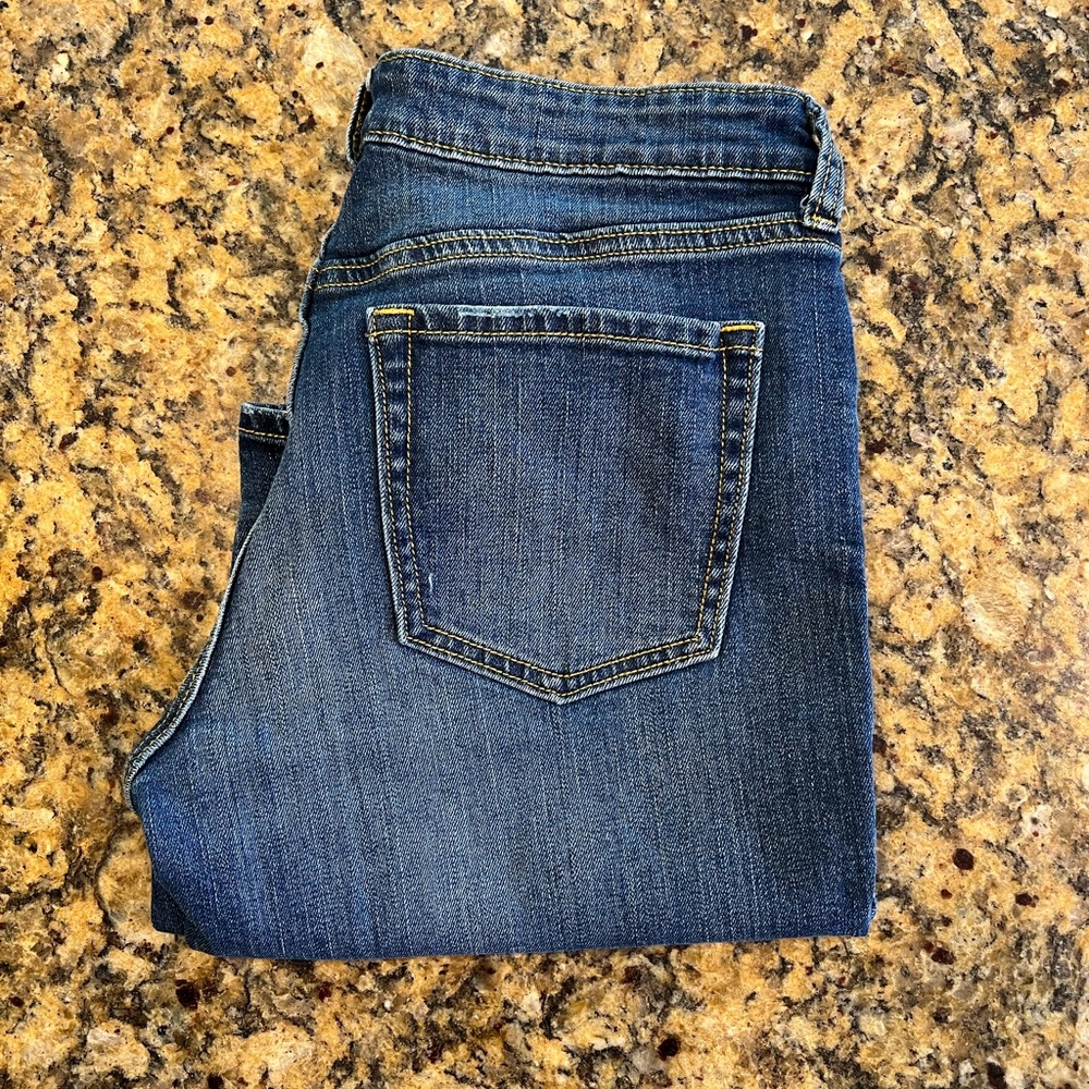 Gap burmuda shorts size 4